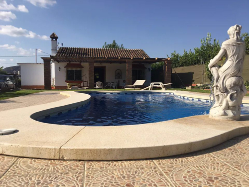 Alhaurin El Grande Country house with pool to rent from €1,000 per month